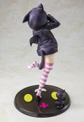 CA Works KonoSuba God's Blessing on This Wonderful World! 1/7 Scale Pre-Painted Figure: Megumin Hoodie Look Chomusuke Ver. thumbnail 3