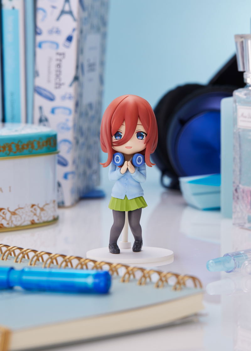 The Quintessential Quintuplets Season 2 Mini Figure: Nakano Miku (Re-run) image 2
