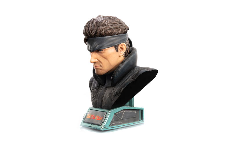 Metal Gear Solid Grand-Scale Bust Resin Statue: Solid Snake [Standard Edition] image 2