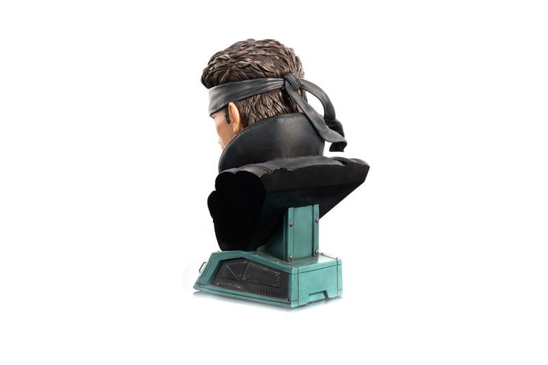 Metal Gear Solid Life-Size Bust Resin Statue: Solid Snake [Standard Edition] image 4
