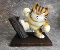 Jarinko Chie Pre-Painted Figure: Antonio Taxidermy (Re-run) thumbnail 2