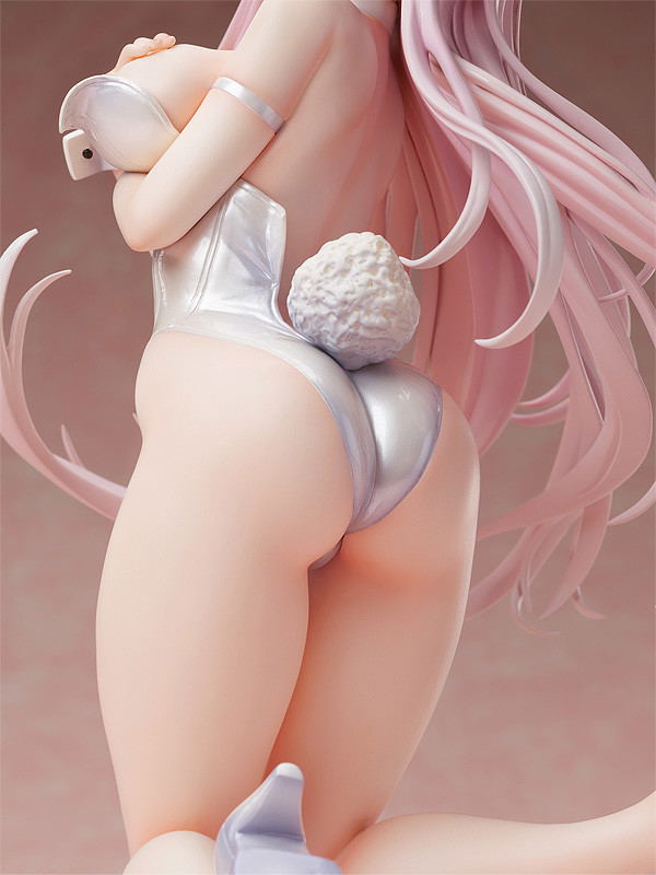 Yuuna and the Haunted Hot Springs 1/4 Scale Pre-Painted Figure: Yuuna Yunohana Bare Leg Bunny Ver. [GSC Online Shop Exclusive Ver.] image 11