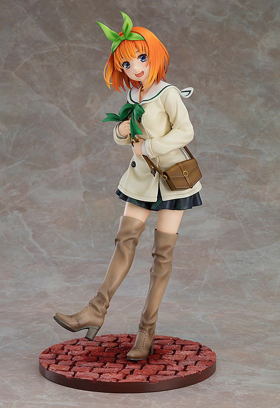 The Quintessential Quintuplets 1/6 Scale Pre-Painted Figure: Yotsuba Nakano Date Style Ver. image 2