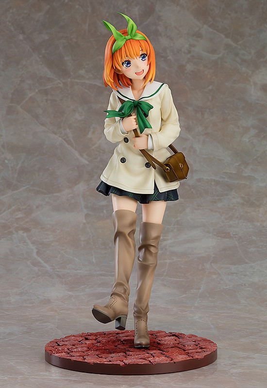 The Quintessential Quintuplets 1/6 Scale Pre-Painted Figure: Yotsuba Nakano Date Style Ver. image 3