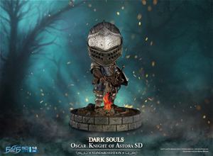 Dark Souls Resin Painted Statue: Oscar, Knight of Astora SD [Standard Edition]