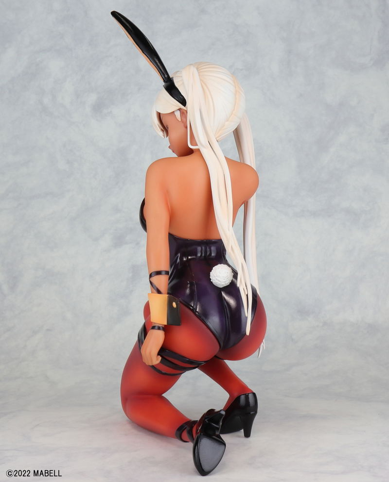 Original Character 1/5 Scale Pre-Painted Figure: Neala Black Bunny Illustration by MaJO image 5