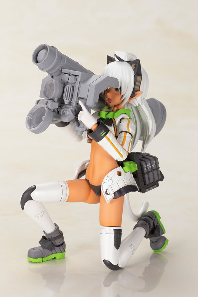 Humikane Shimada Art Works II Plastic Model Kit: Arsia Another Color with FGM148 Type Anti-tank Missile image 6
