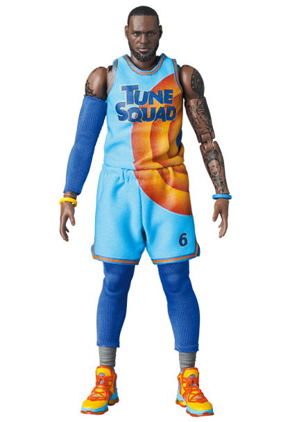 MAFEX Space Jam A New Legacy: LeBron James Space Jam A New Legacy Ver. image 3