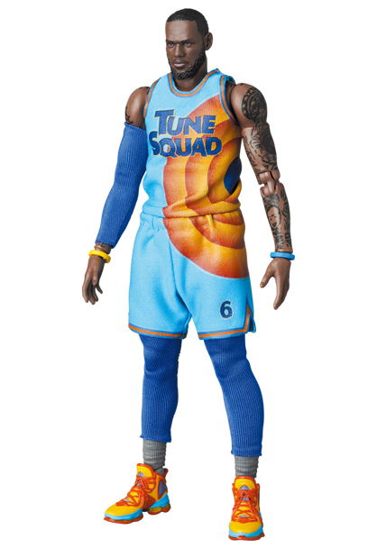 MAFEX Space Jam A New Legacy: LeBron James Space Jam A New Legacy Ver. image 4