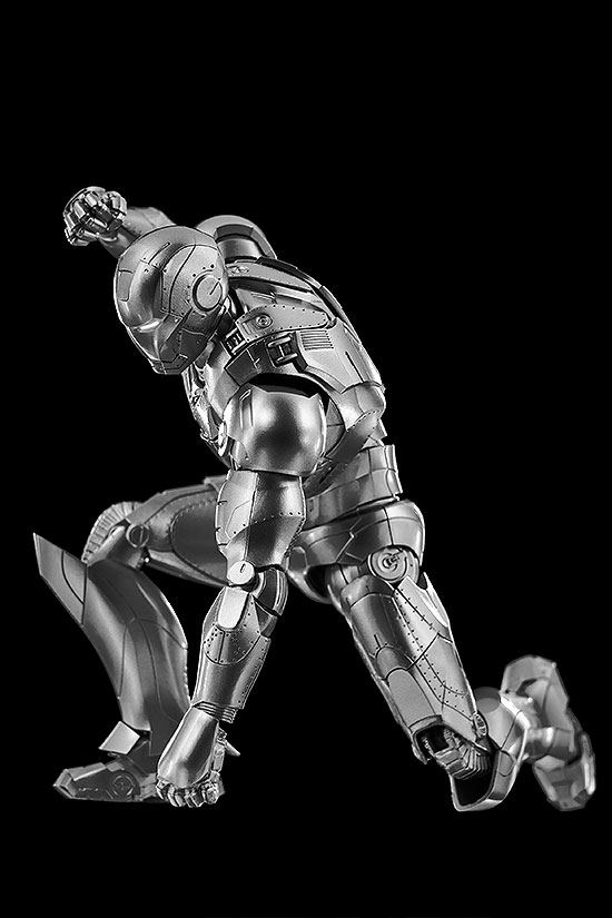 Marvel Studios The Infinity Saga 1/12 Scale Pre-Painted Action Figure: DLX Iron Man Mark 2 image 6