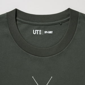 SPY x FAMILY - Forger Family UT Graphic T-Shirt (Dark Gray | Size M)_