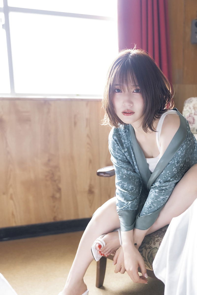 Maaya Uchida 1st Photo Book Maya Doki image 4