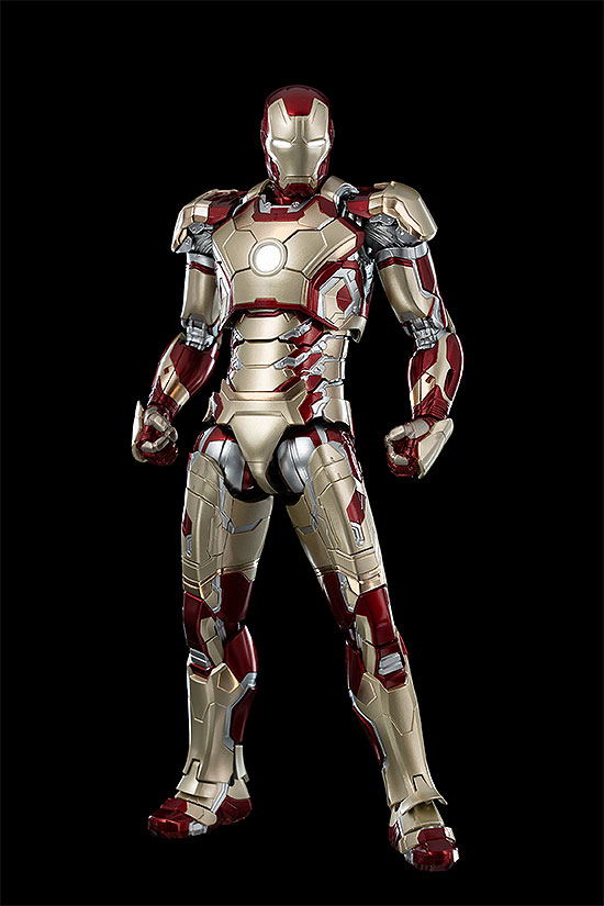 Marvel Studios The Infinity Saga 1/12 Scale Pre-Painted Action Figure: DLX Iron Man Mark 42 image 2