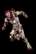Marvel Studios The Infinity Saga 1/12 Scale Pre-Painted Action Figure: DLX Iron Man Mark 42 thumbnail 9