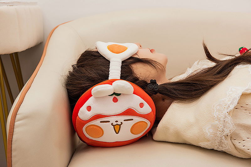 Strawberry Dafu 2-in-1 Miniature Pillow + Eye Mask: Dafu image 8