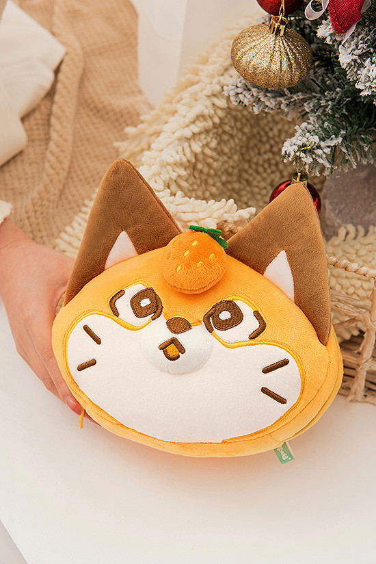 Strawberry Dafu 2-in-1 Miniature Pillow + Eye Mask: Anji image 5
