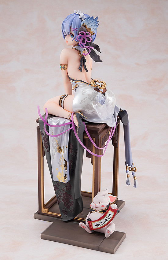 Re: Zero Starting Life in Another World 1/7 Scale Pre-Painted Figure: Rem Graceful Beauty Ver. image 4