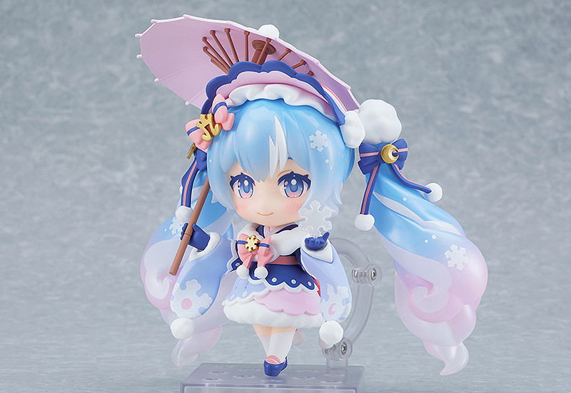 Nendoroid No. 2023 Character Vocal Series 01 Hatsune Miku: Snow Miku Serene Winter Ver. [GSC Online Shop Exclusive Ver.] image 5