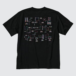 UT PlayStation Console Generations Graphic T-Shirt (Black | Size XXXL)_