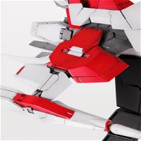 Dariusburst CS Core + 1/60 Scale Plastic Model Kit: Legend Silverhawk Burst