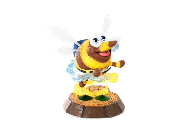 Banjo-Kazooie Resin Statue: Bee Banjo image 1