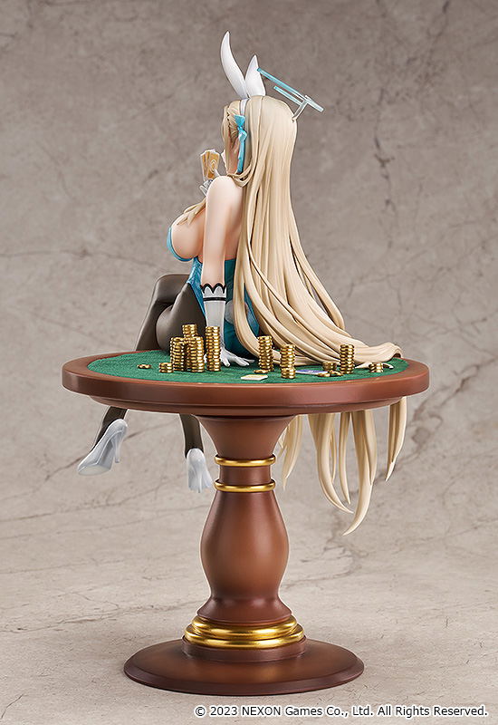 Blue Archive 1/7 Scale Pre-Painted Figure: Asuna Ichinose (Bunny Girl) Game Playing Ver. image 3
