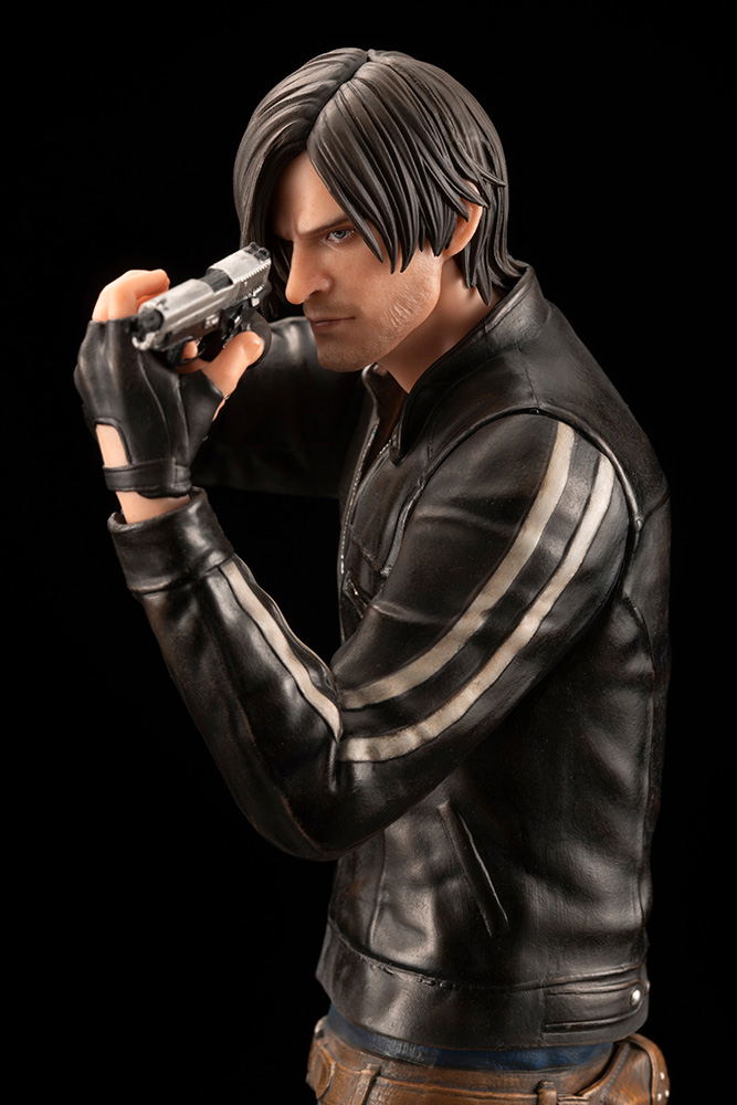 ARTFX Resident Evil Vendetta 1/6 Scale Pre-Painted Figure: Leon Scott Kennedy Renewal Package image 13