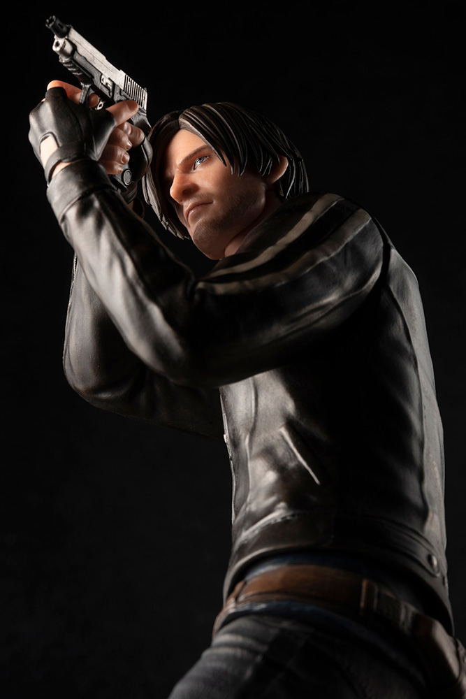 ARTFX Resident Evil Vendetta 1/6 Scale Pre-Painted Figure: Leon Scott Kennedy Renewal Package image 19