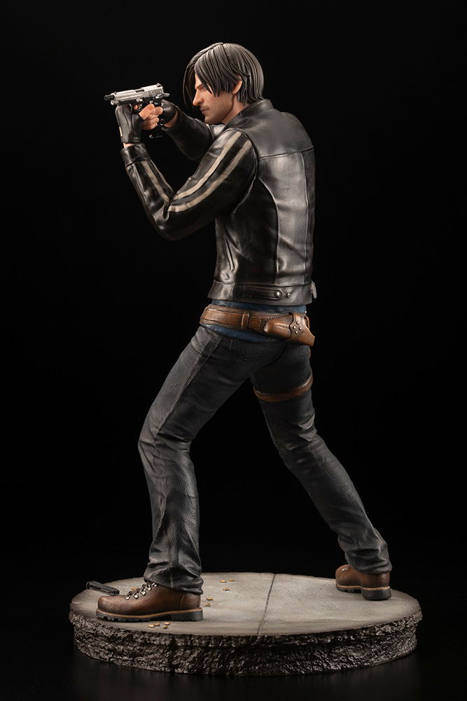 ARTFX Resident Evil Vendetta 1/6 Scale Pre-Painted Figure: Leon Scott Kennedy Renewal Package image 4