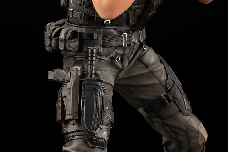 ARTFX Resident Evil Vendetta 1/6 Scale Pre-Painted Figure: Chris Redfield Renewal Package image 12