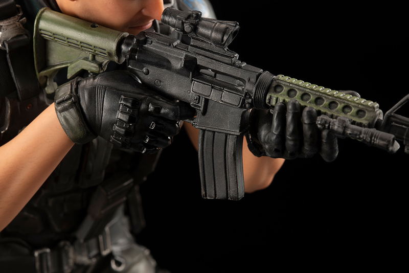 ARTFX Resident Evil Vendetta 1/6 Scale Pre-Painted Figure: Chris Redfield Renewal Package image 14