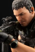 ARTFX Resident Evil Vendetta 1/6 Scale Pre-Painted Figure: Chris Redfield Renewal Package thumbnail 16