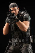 ARTFX Resident Evil Vendetta 1/6 Scale Pre-Painted Figure: Chris Redfield Renewal Package thumbnail 9
