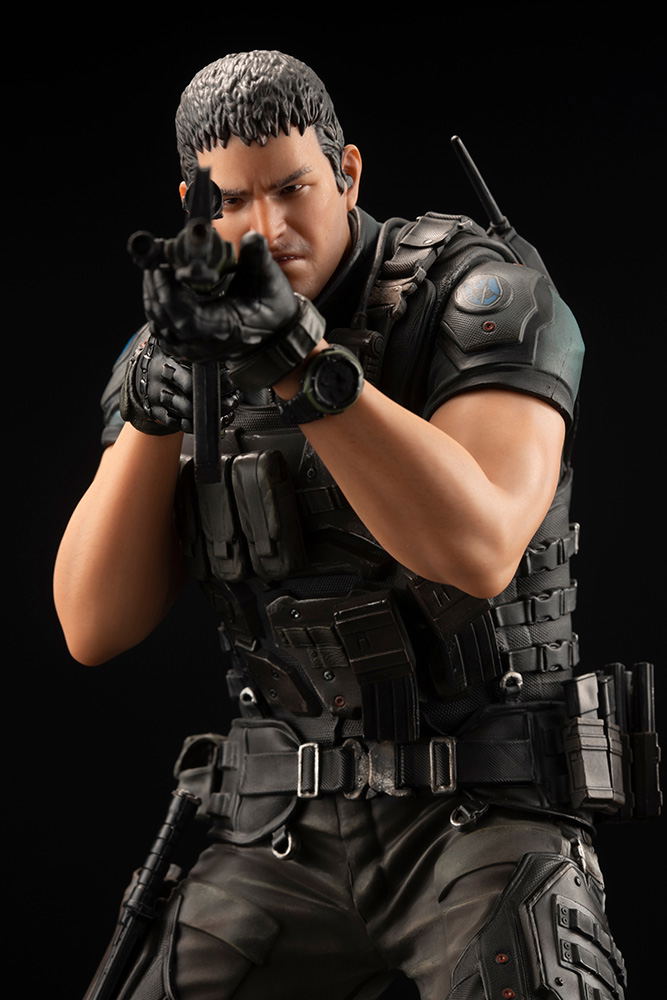 ARTFX Resident Evil Vendetta 1/6 Scale Pre-Painted Figure: Chris Redfield Renewal Package image 9