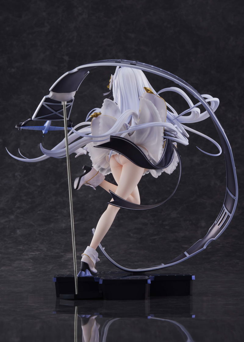 Azur Lane 1/6 Scale Pre-Painted Figure: Illustrious Muse image 10