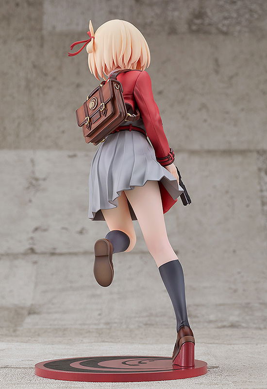 Lycoris Recoil 1/7 Scale Pre-Painted Figure: Chisato Nishikigi image 4