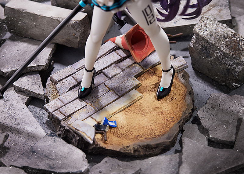 Blue Archive 1/7 Scale Pre-Painted Figure: Karin Kakudate [GSC Online Shop Exclusive Ver.] image 5