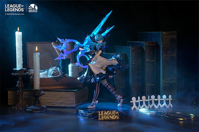 Infinity Studio x League of Legends 1/6 Scale Pre-Painted Figure: The Hallowed Seamstress Gwen image 8