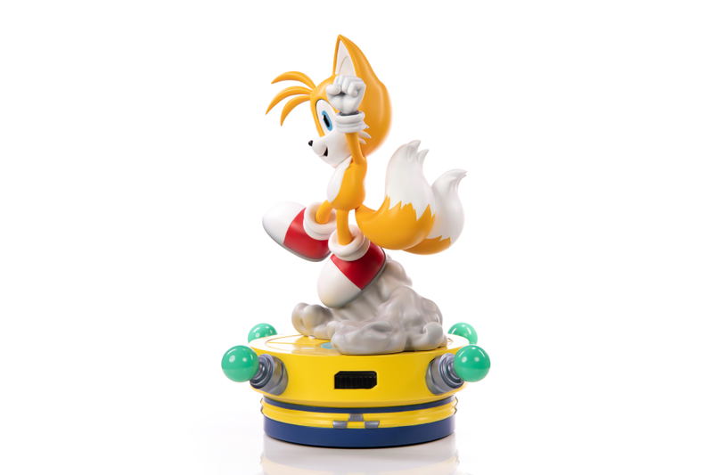 Sonic the Hedgehog Resin Statue: Tails image 2
