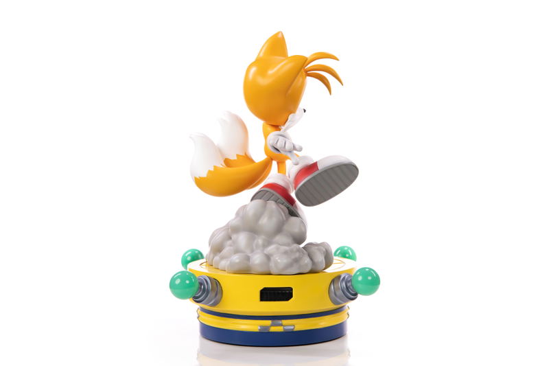 Sonic the Hedgehog Resin Statue: Tails image 6