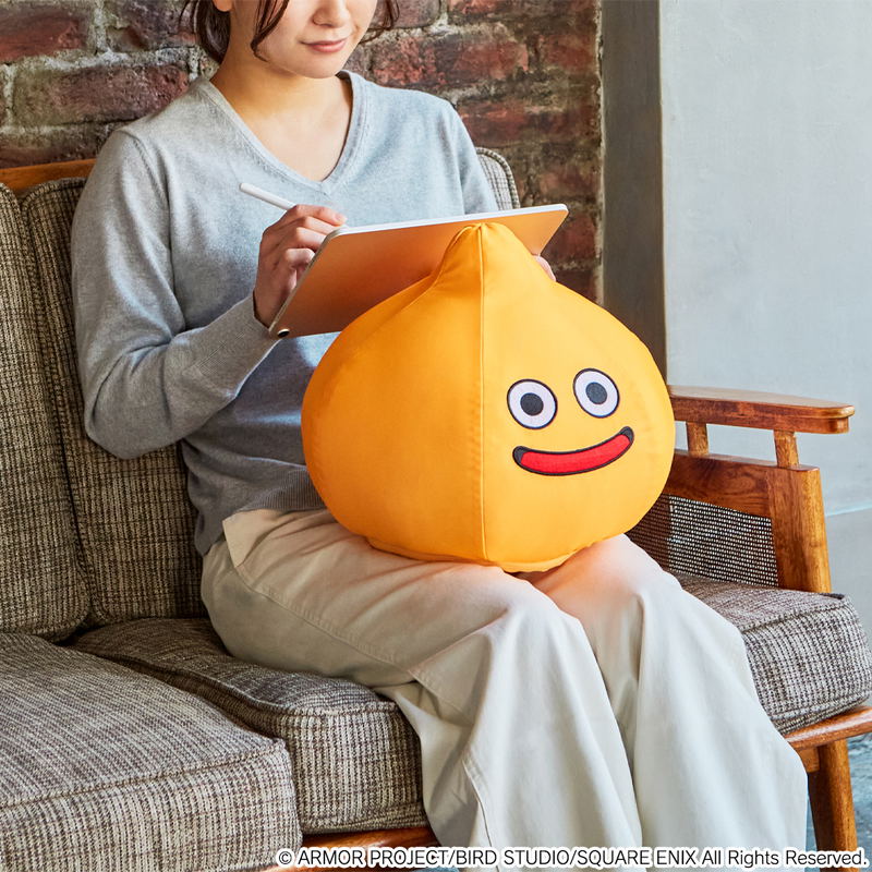 Dragon Quest Smile Slime Beads Cushion: She-slime image 4