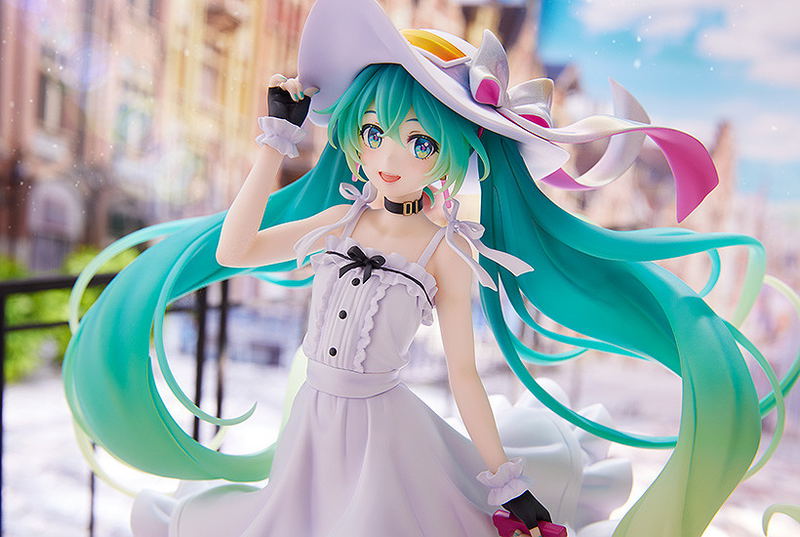 Hatsune Miku GT Project 1/7 Scale Pre-Painted Figure: Racing Miku 2021 Private Ver. [GSC Online Shop Exclusive Ver.] image 6