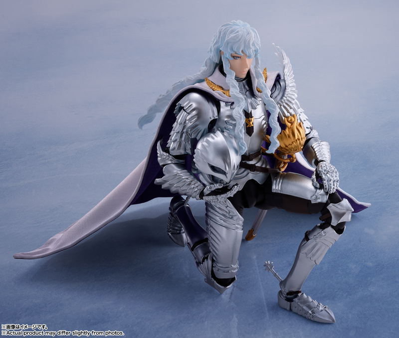 S.H.Figuarts Berserk: Griffith (Falcon of Light) image 4
