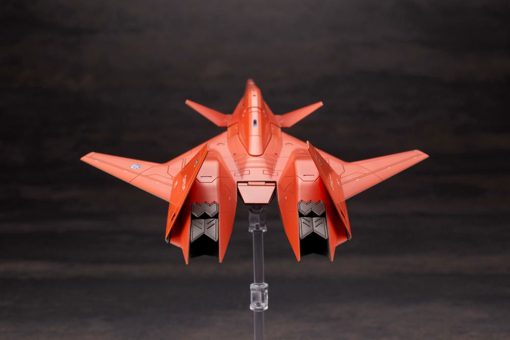 Ace Combat 1/144 Scale Plastic Model Kit: ADF-01