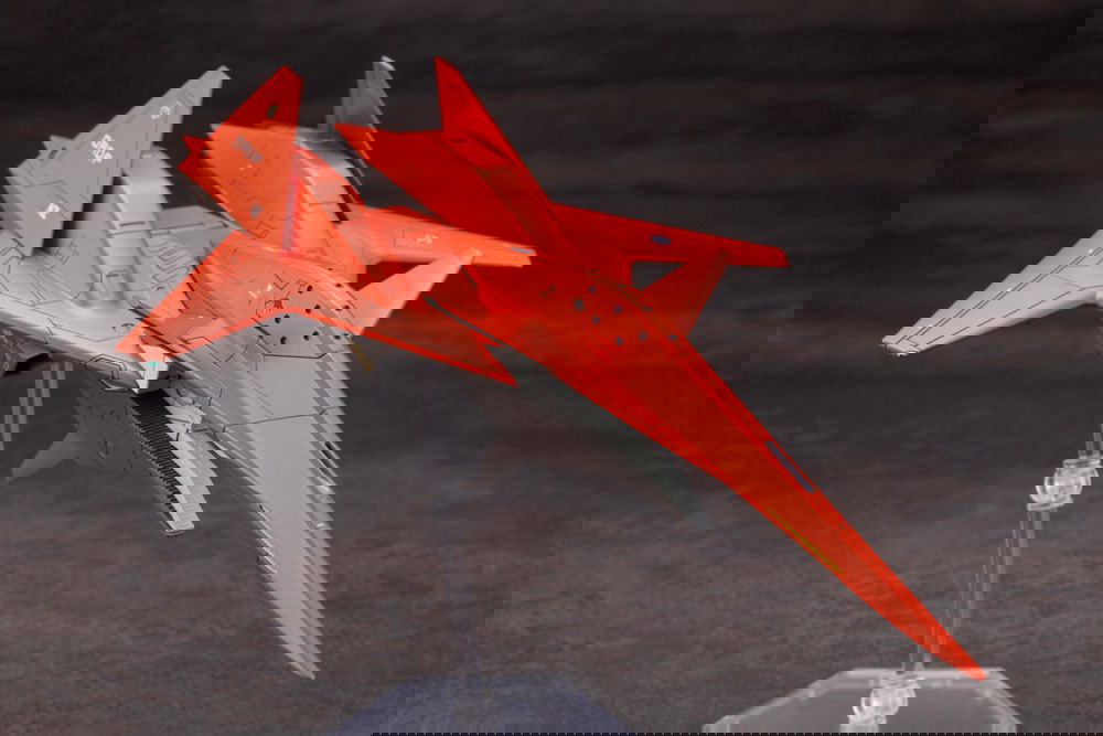 Ace Combat 1/144 Scale Plastic Model Kit: ADF-01