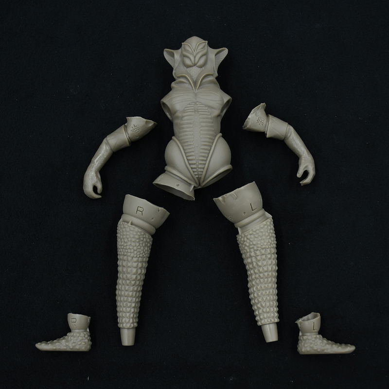 Nankoku Factory Ultraman Alien Mefilas 1/350 Scale Soft Vinyl Kit Reprint Edition image 9