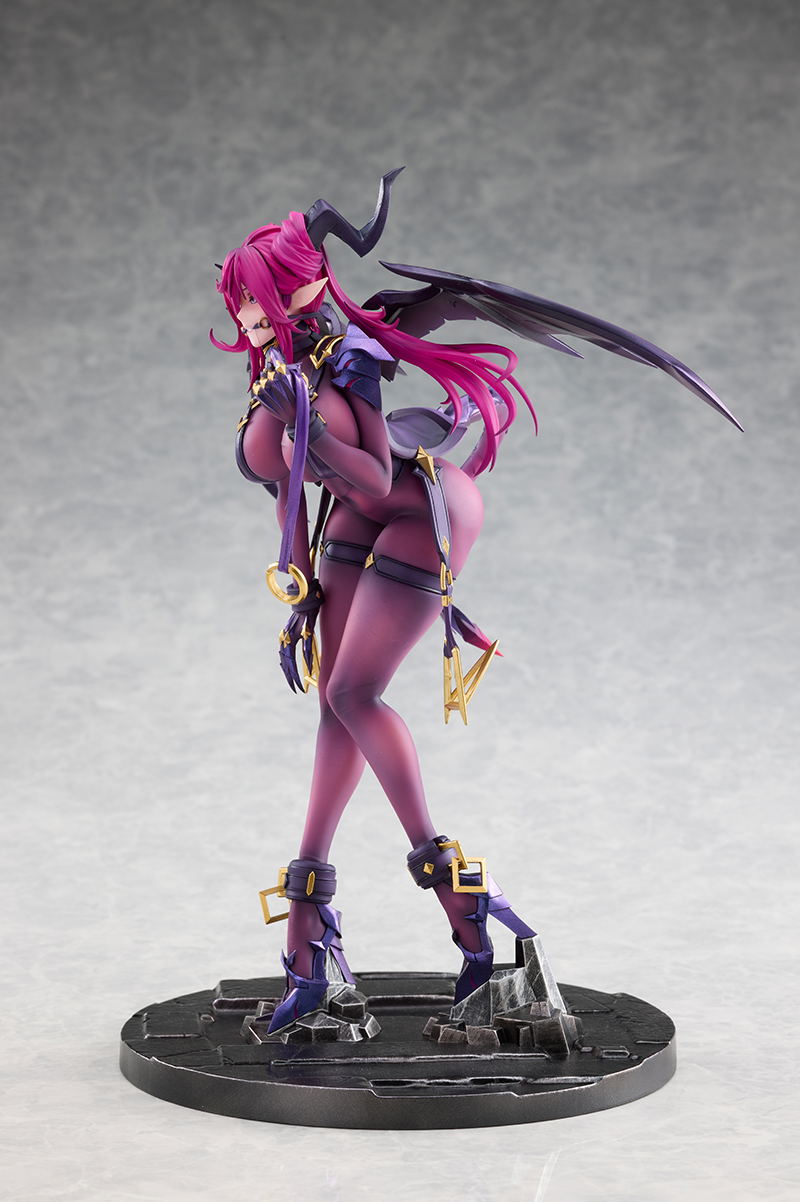 Original Character 1/7 Scale Pre-Painted Figure: Claritas Draco Bellatrix Feminina image 4