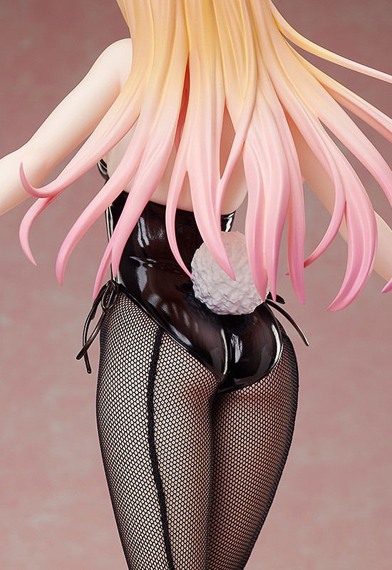 My Dress-Up Darling 1/4 Scale Pre-Painted Figure: Marin Kitagawa Bunny Ver. [GSC Online Shop Exclusive Ver.] image 9