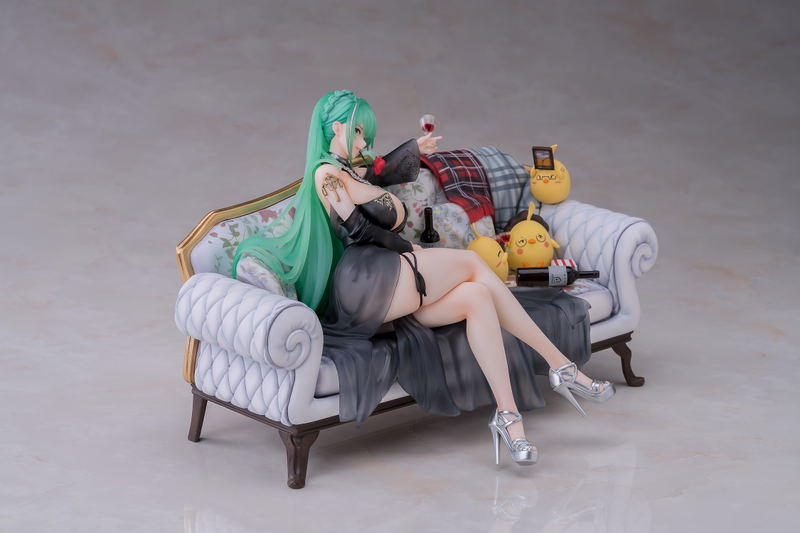 Azur Lane 1/7 Scale Pre-Painted Figure: Littorio Calabria Aurea image 5
