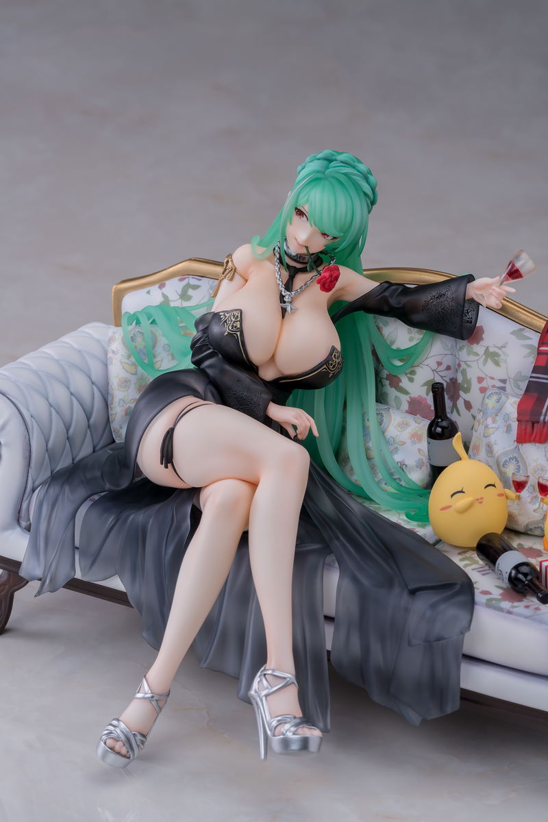 Azur Lane 1/7 Scale Pre-Painted Figure: Littorio Calabria Aurea image 7